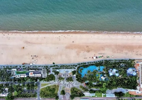 ？？？？？？谑姓涡薷春Ｍ濉⒈鹾Ｊ，，，，，修建绿色长廊，，，，，海域生态情形获得显著改善——“蓝色海湾” 实现“滩净湾美”